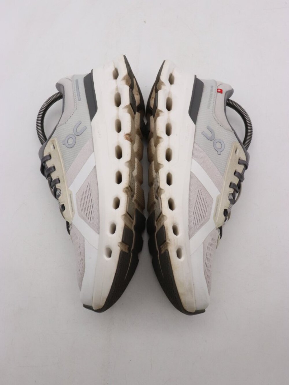 On Cloud Cloud Runner 2 Women's Size 8 Gray White Lace Up Athletic Sneakers - Picture 8 of 14